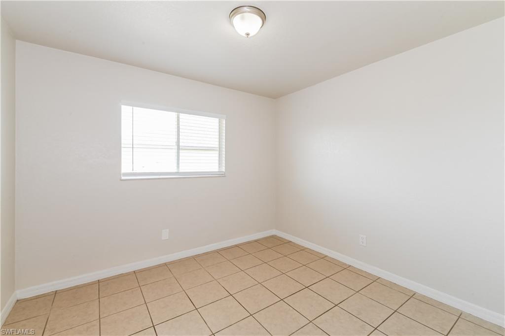 1610 Ne 43rd Ter Property Photo 12
