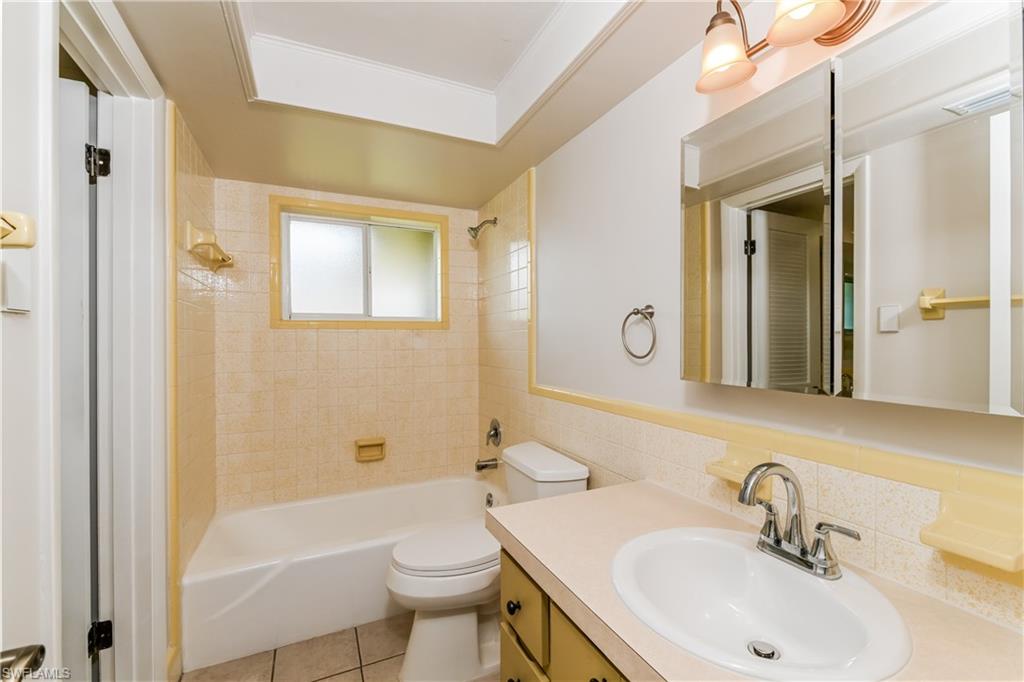 211 Se 45th St Property Photo 10