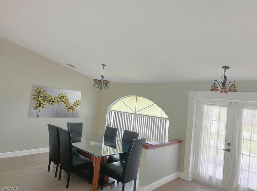 23447 Olde Meadowbrook Cir Property Photo 5