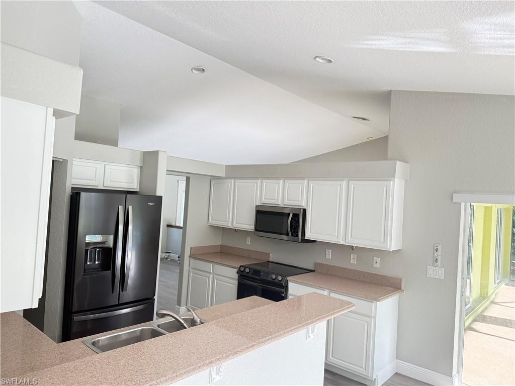 23447 Olde Meadowbrook Cir Property Photo 14