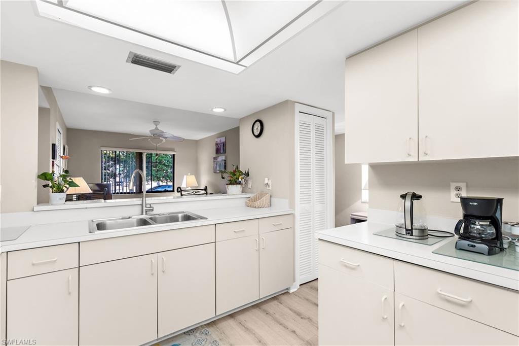 610 Victoria Dr # 101c Property Photo 16