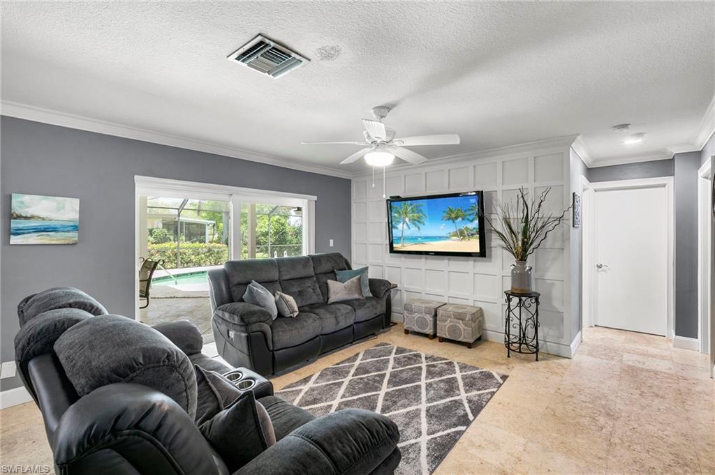 283 Forest Hills Blvd Property Photo 8