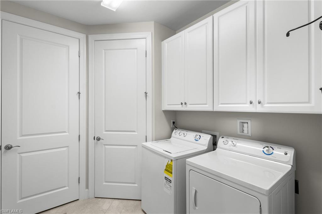 8761 Bellano Ct # 102 Property Photo 19