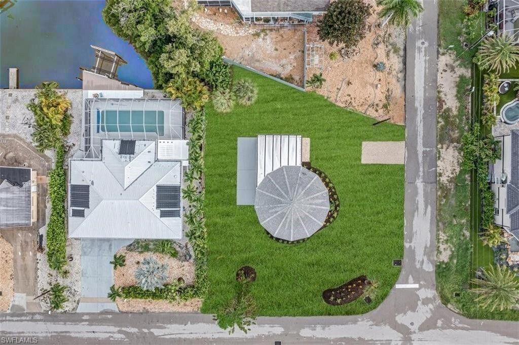 190 Tarpon Rd Property Photo 1
