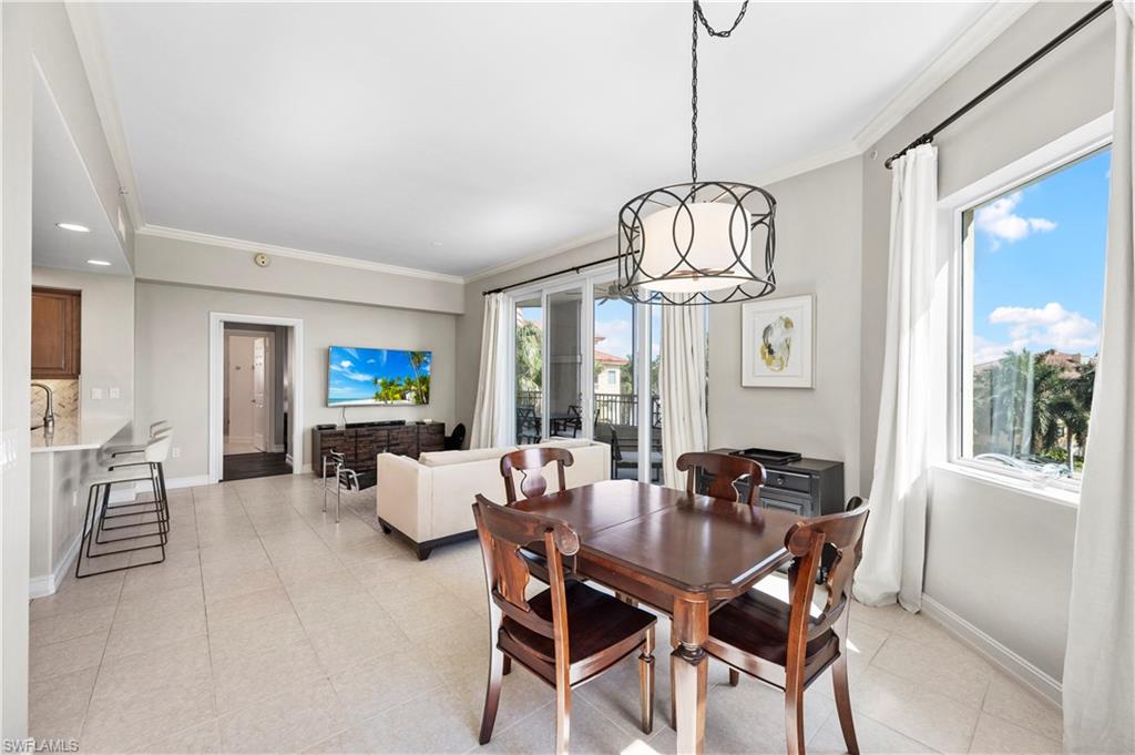 2738 Tiburon Blvd E # B406 Property Photo 13