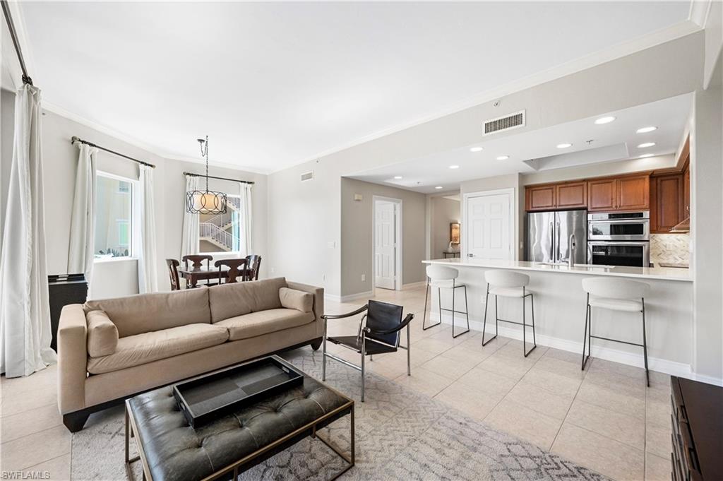 2738 Tiburon Blvd E # B406 Property Photo 15