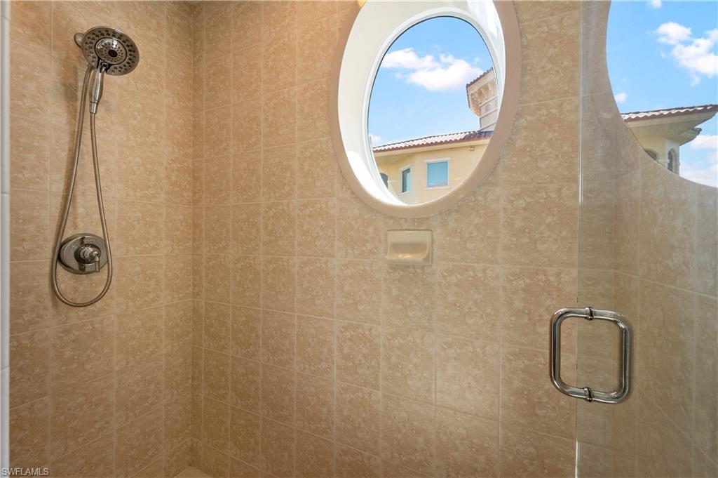 2738 Tiburon Blvd E # B406 Property Photo 26