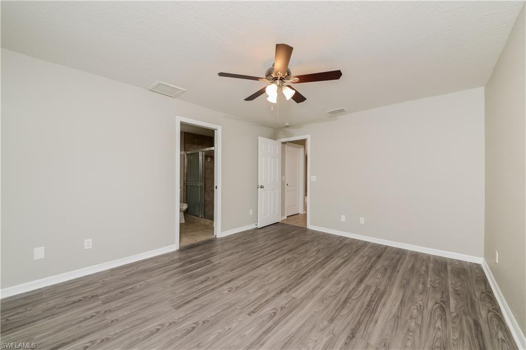5094 Burnside St Property Photo 8