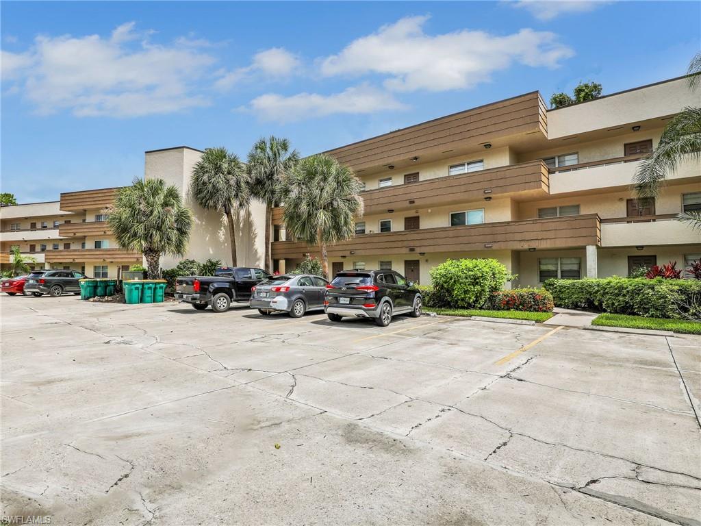 499 Forest Lakes BLVD # 207 Property Photo 1