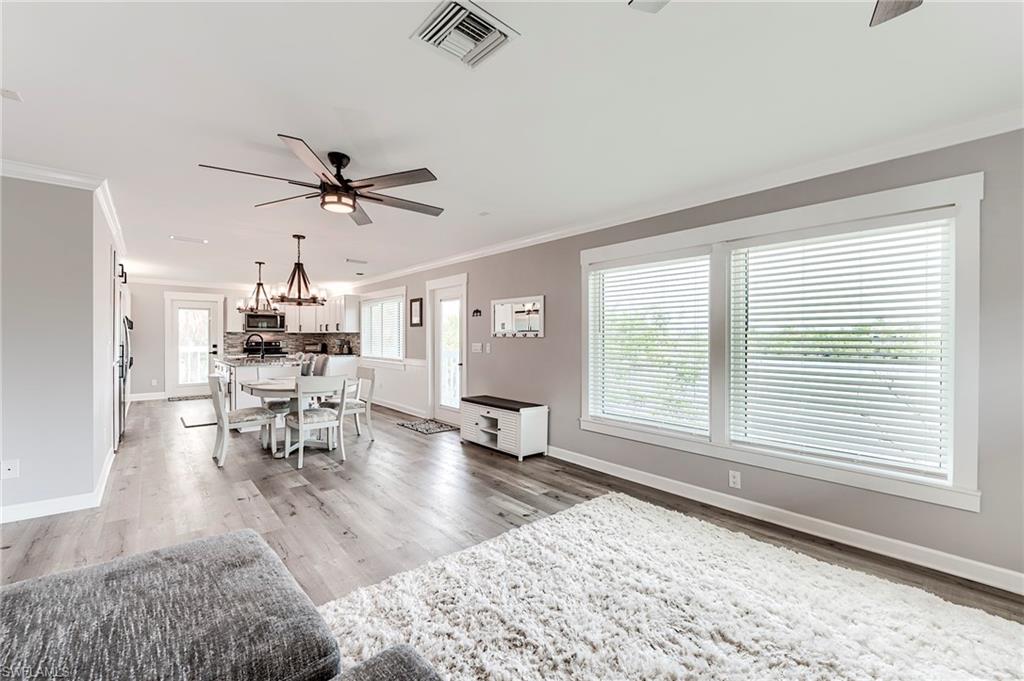 9455 Beverly Ln Property Photo 15