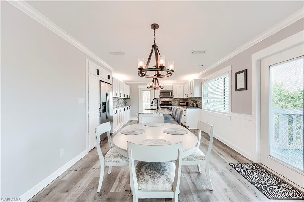 9455 Beverly Ln Property Photo 16