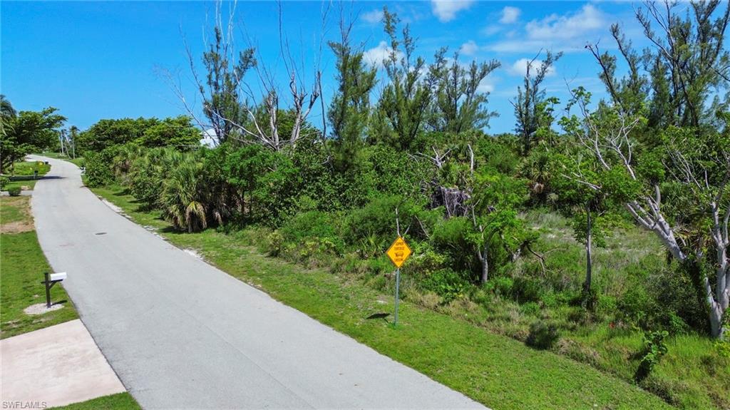 554 Lake Murex Cir Property Photo 8