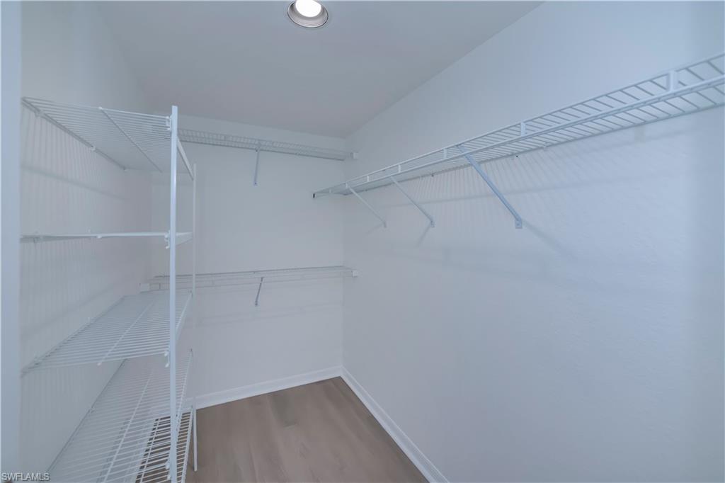 8441 N Haven Ln # B Property Photo 28