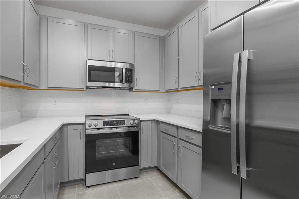 10940 Salt Bay Way Property Photo 9