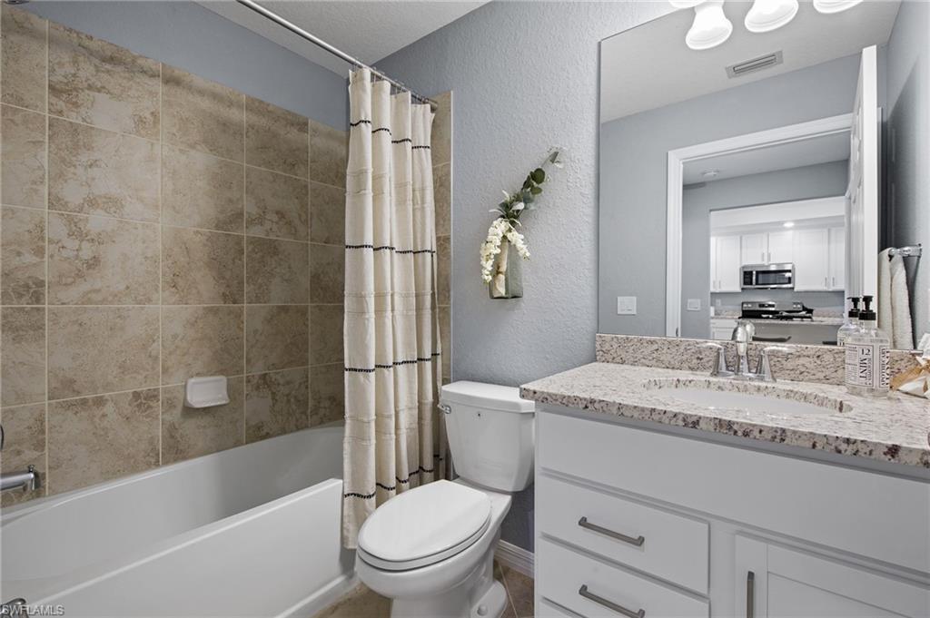 14040 Heritage Landing Blvd # 115 Property Photo 23