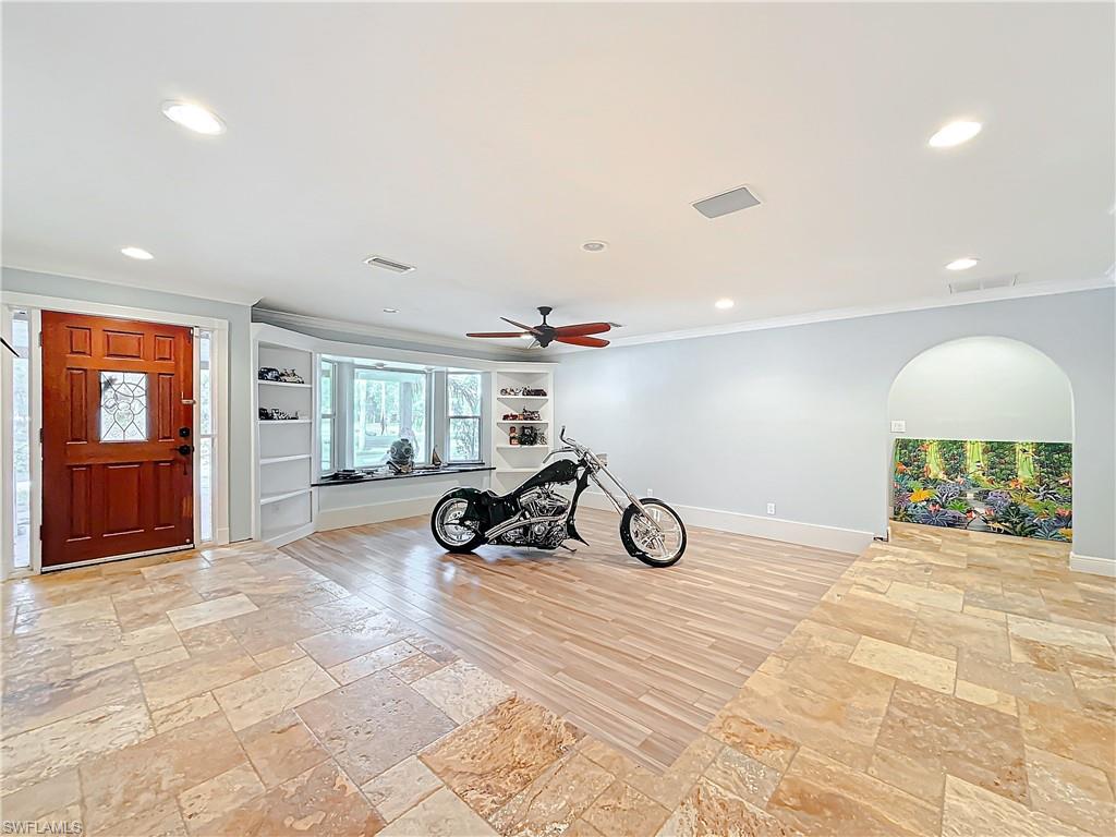 3578 Heritage Ln Property Photo 5