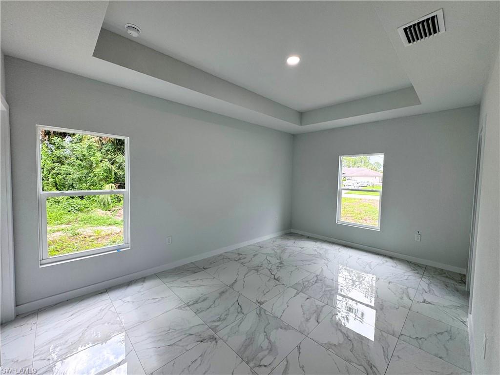 842 Sentinela Blvd Property Photo 11