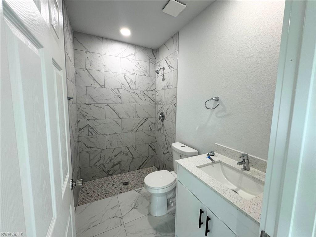 842 Sentinela Blvd Property Photo 15