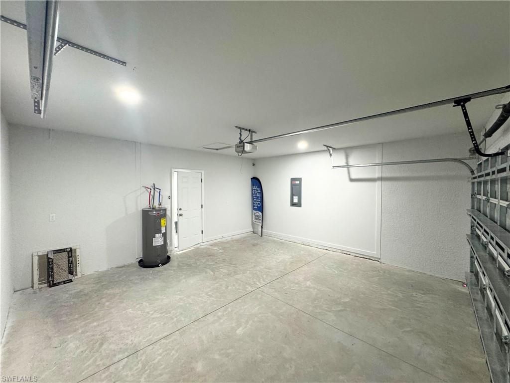 842 Sentinela Blvd Property Photo 26