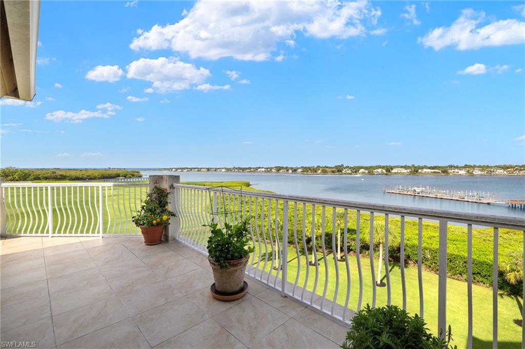 1530 Star Point Ln # 403 Property Photo 2