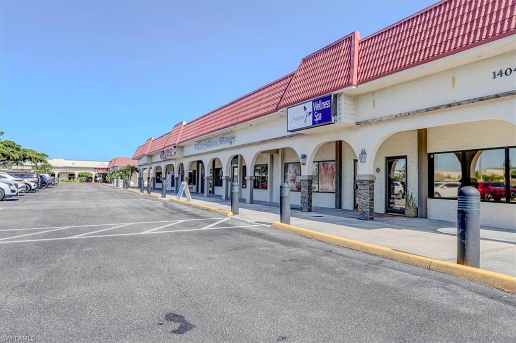 1404 Del Prado Blvd S # 105 Property Photo 4