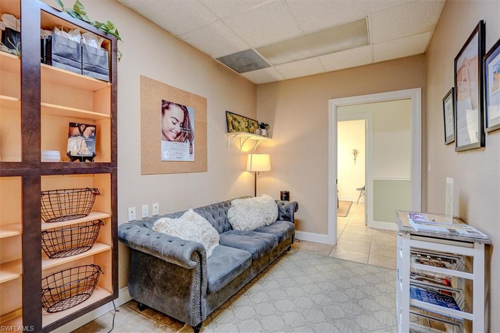 1404 Del Prado Blvd S # 105 Property Photo 20