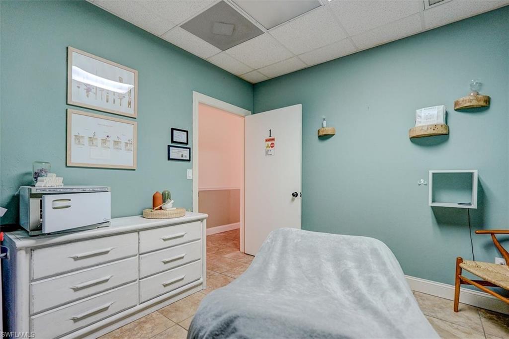 1404 Del Prado Blvd S # 105 Property Photo 27