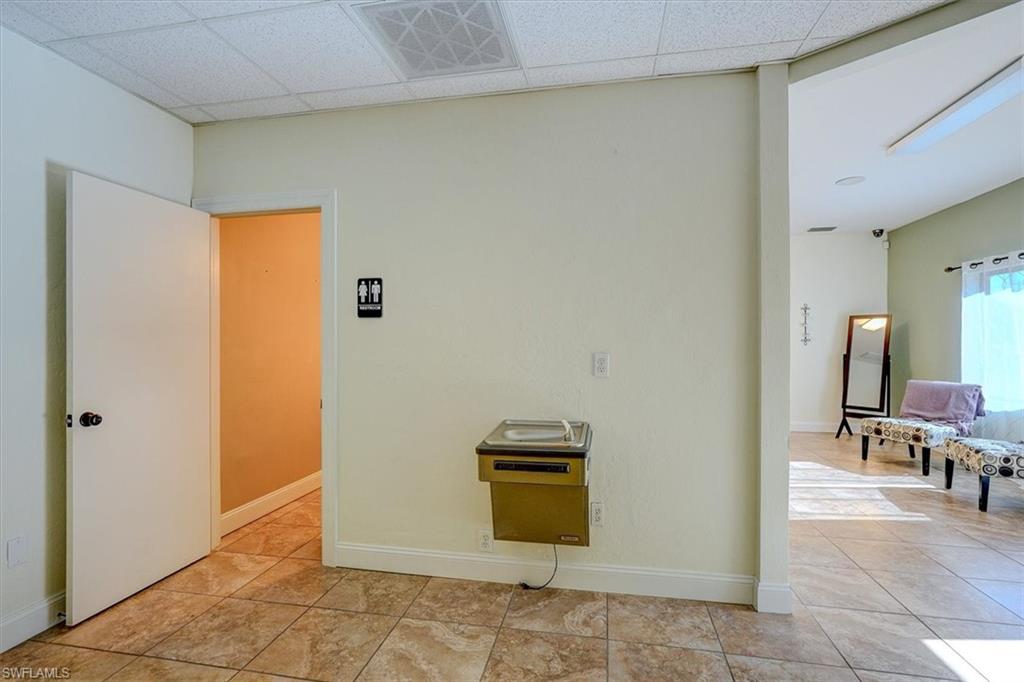 1404 Del Prado Blvd S # 105 Property Photo 28