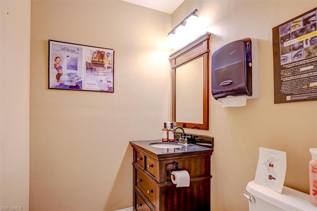 1404 Del Prado Blvd S # 105 Property Photo 38