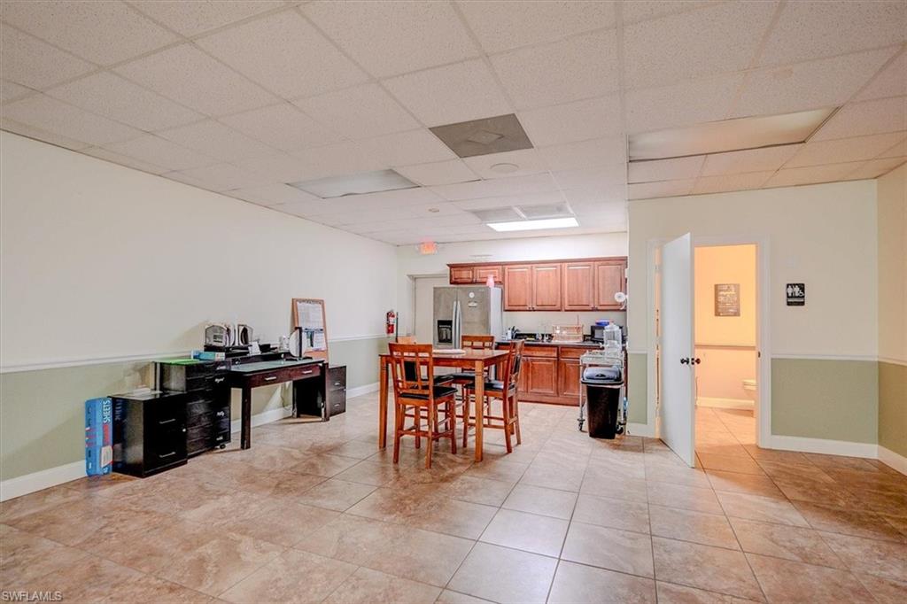 1404 Del Prado Blvd S # 105 Property Photo 42