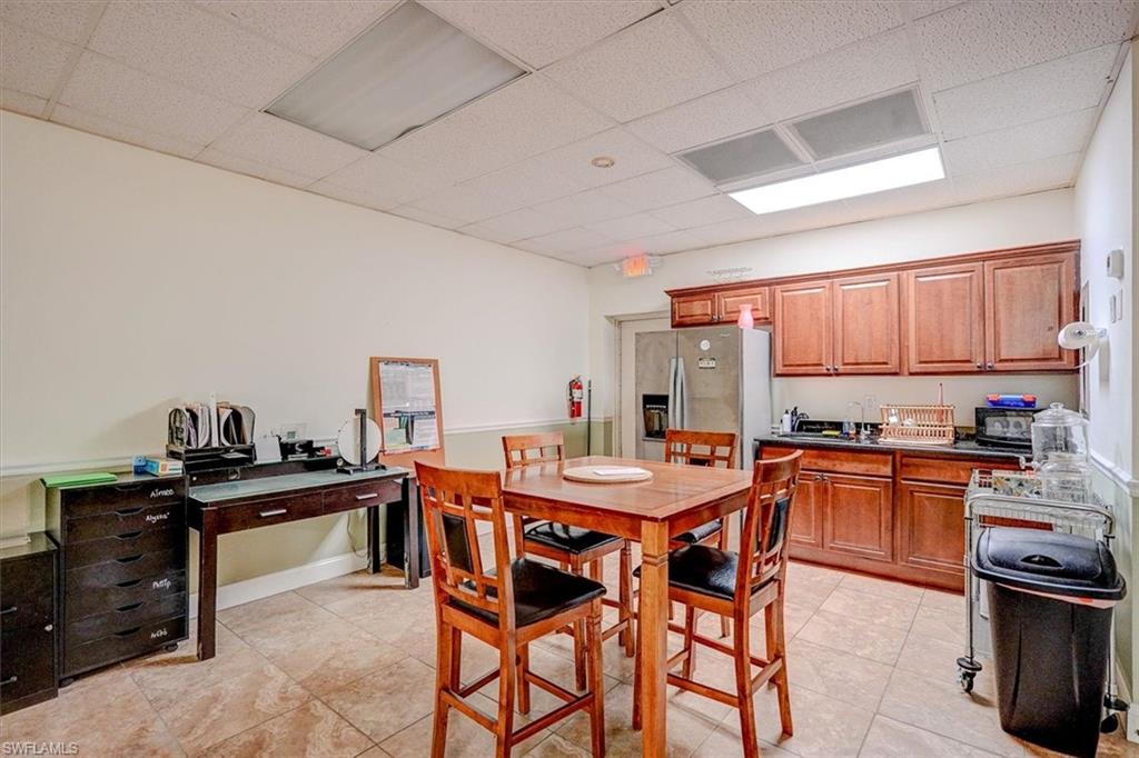 1404 Del Prado Blvd S # 105 Property Photo 43
