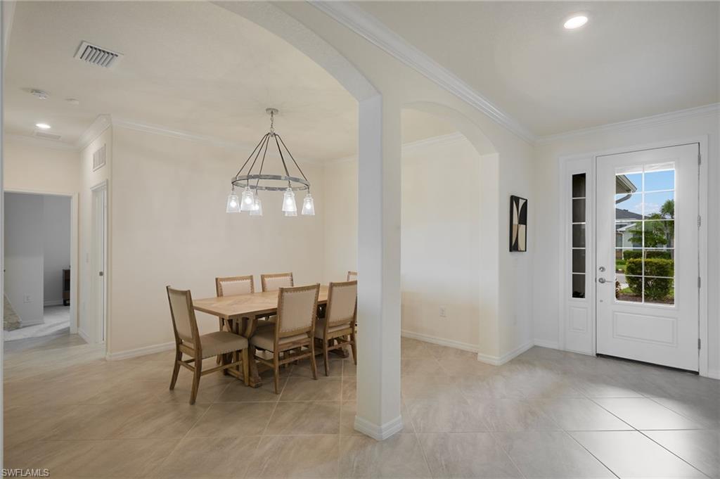 17653 Winding Wood Ln Property Photo 2