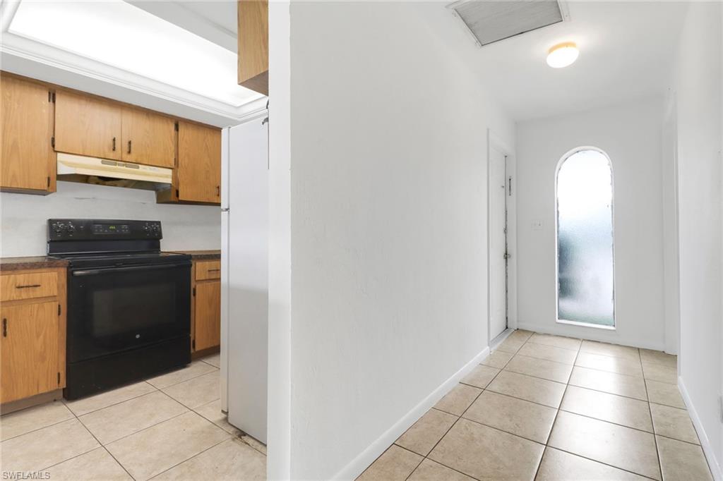 31 Ne 16th Pl # B Property Photo 2
