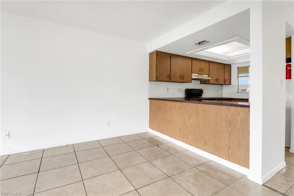 31 Ne 16th Pl # B Property Photo 7