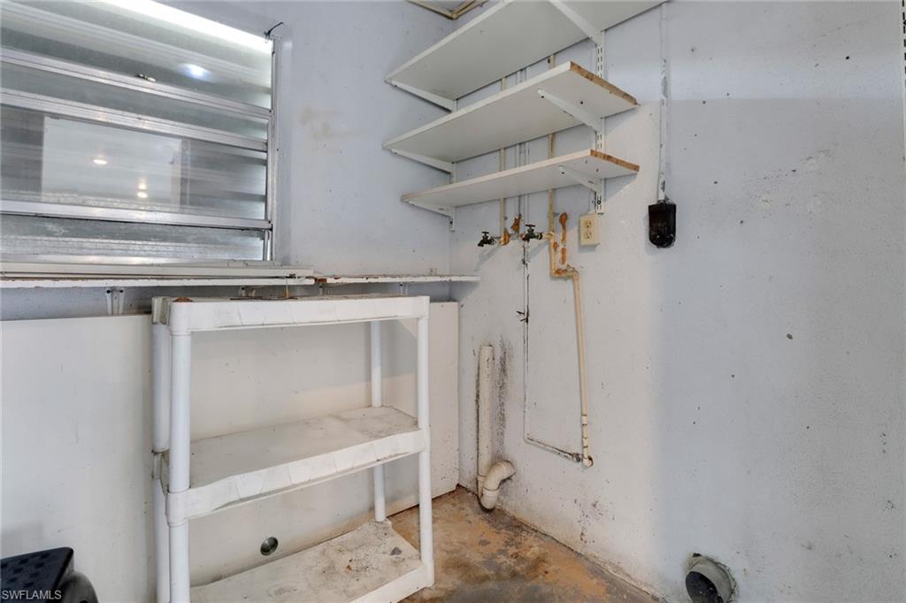 31 Ne 16th Pl # B Property Photo 23