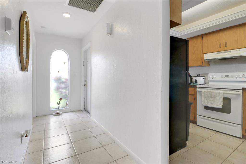 31 Ne 16th Pl # B Property Photo 26