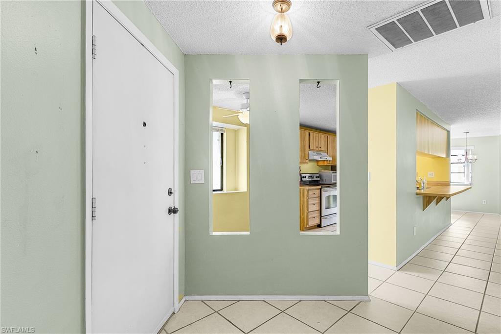 1313 Opuntia Ln Property Photo 4