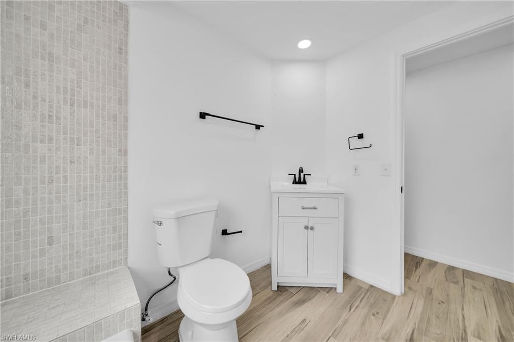 3307 Pinetree St Property Photo 14