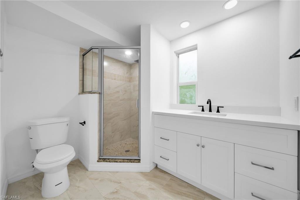 3307 Pinetree St Property Photo 17