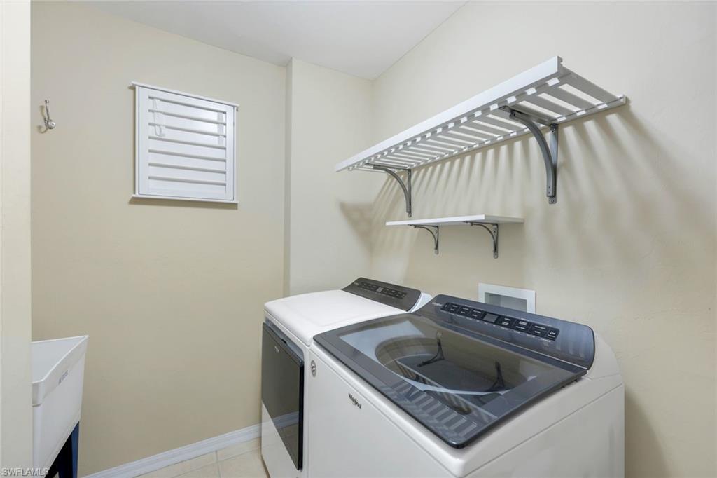 11875 Bayport Ln # 1402 Property Photo 21