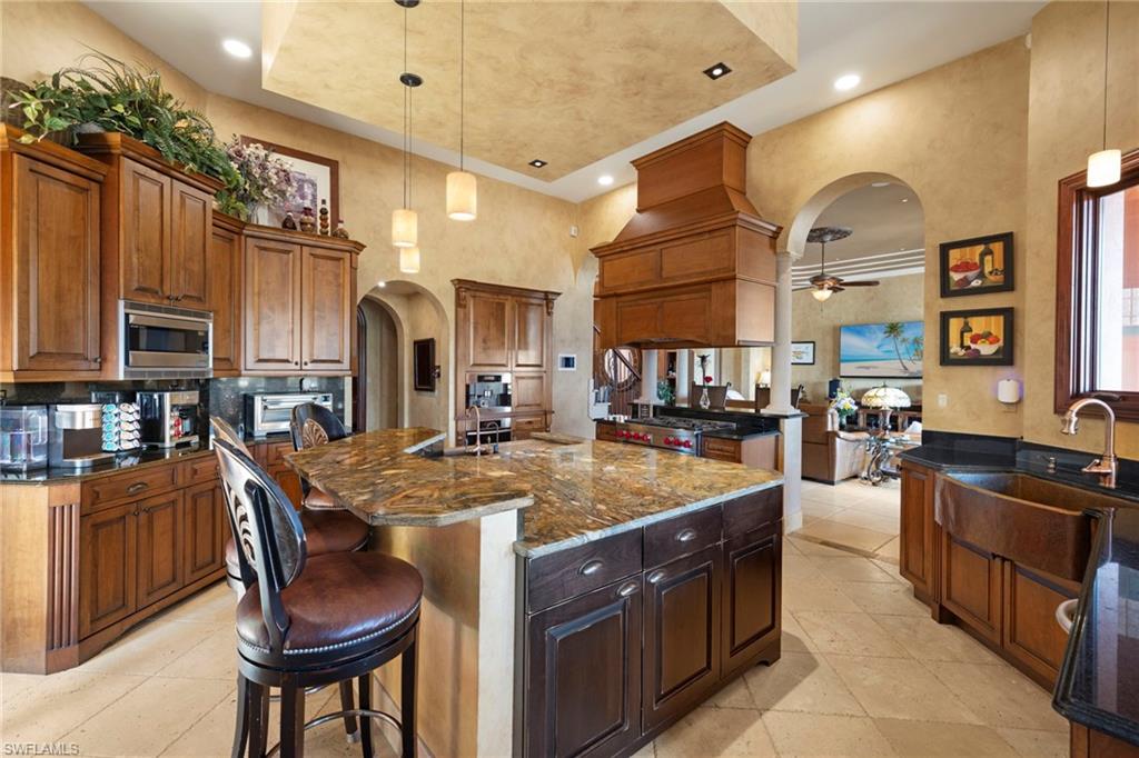 841 Cypress Lake Cir Property Photo 8