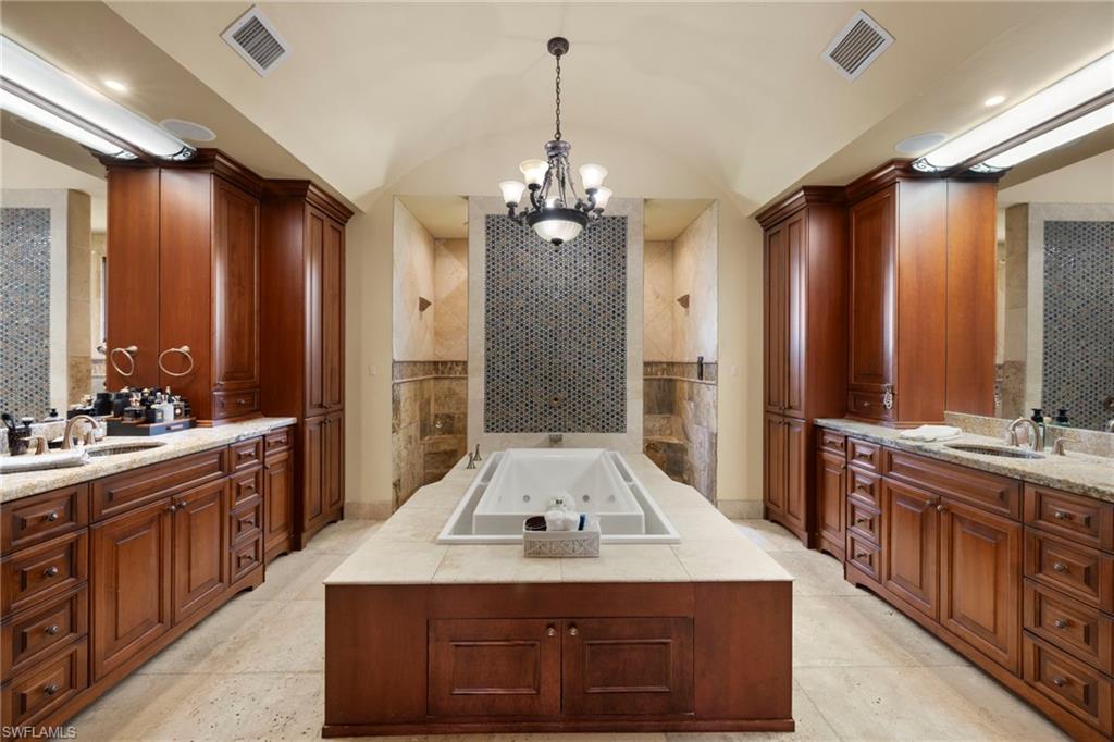 841 Cypress Lake Cir Property Photo 19