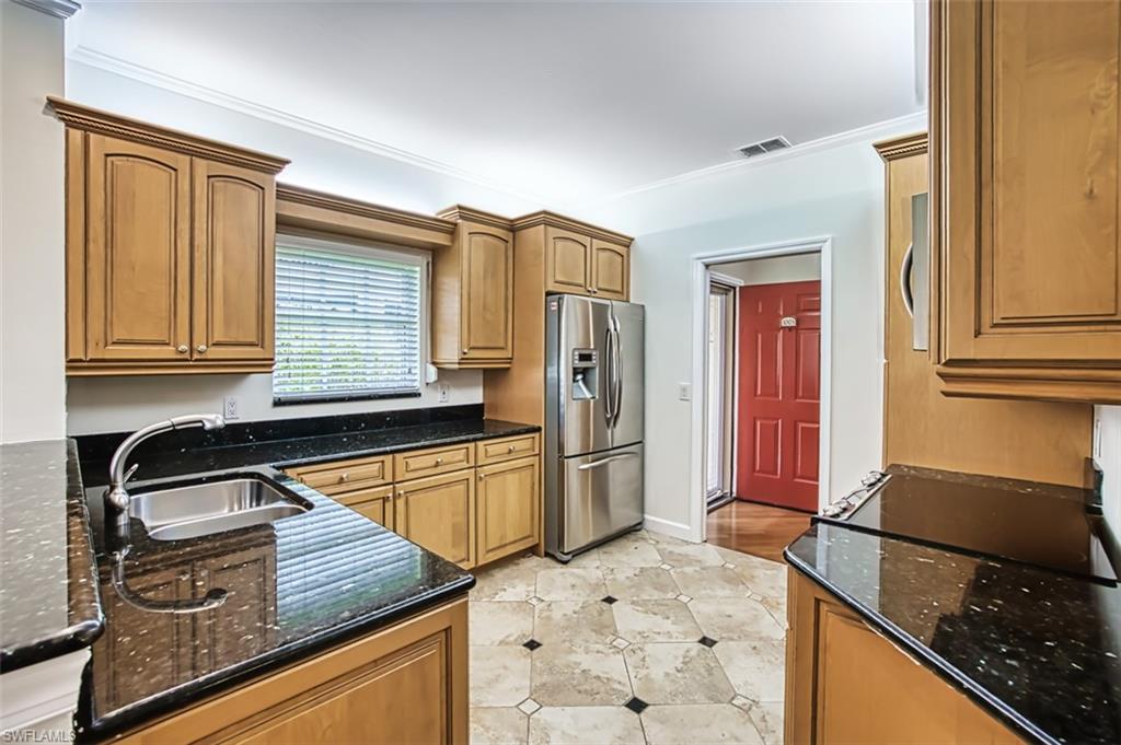15050 Lakeside View Dr # 1003 Property Photo 8