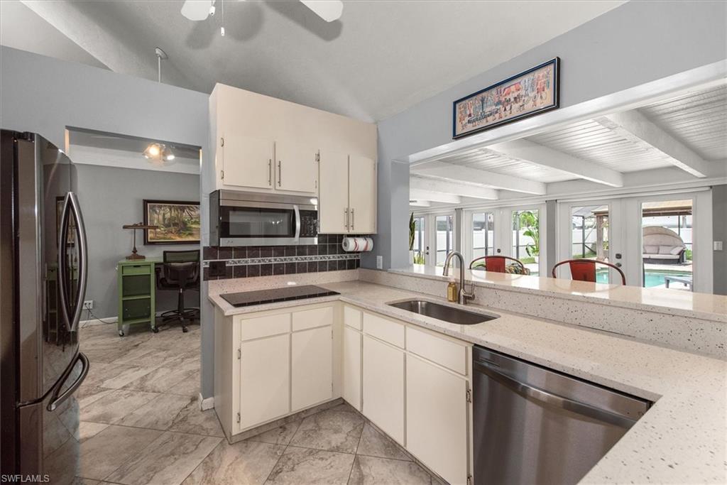 6384 Morgan La Fee Ln Property Photo 13