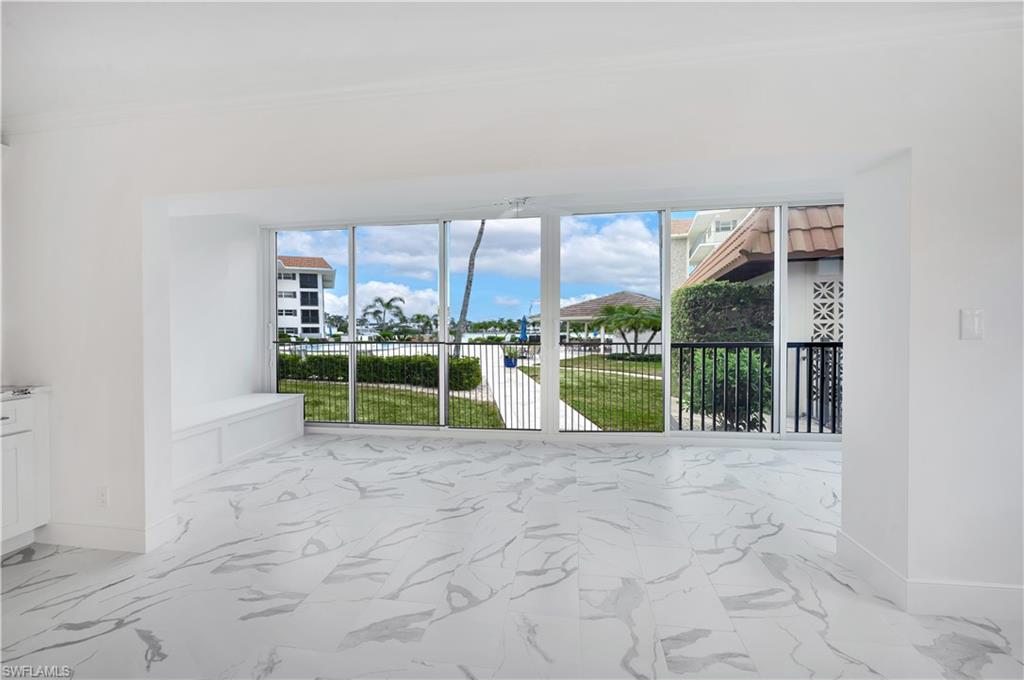 222 Harbour Dr 114 Property Photo 17