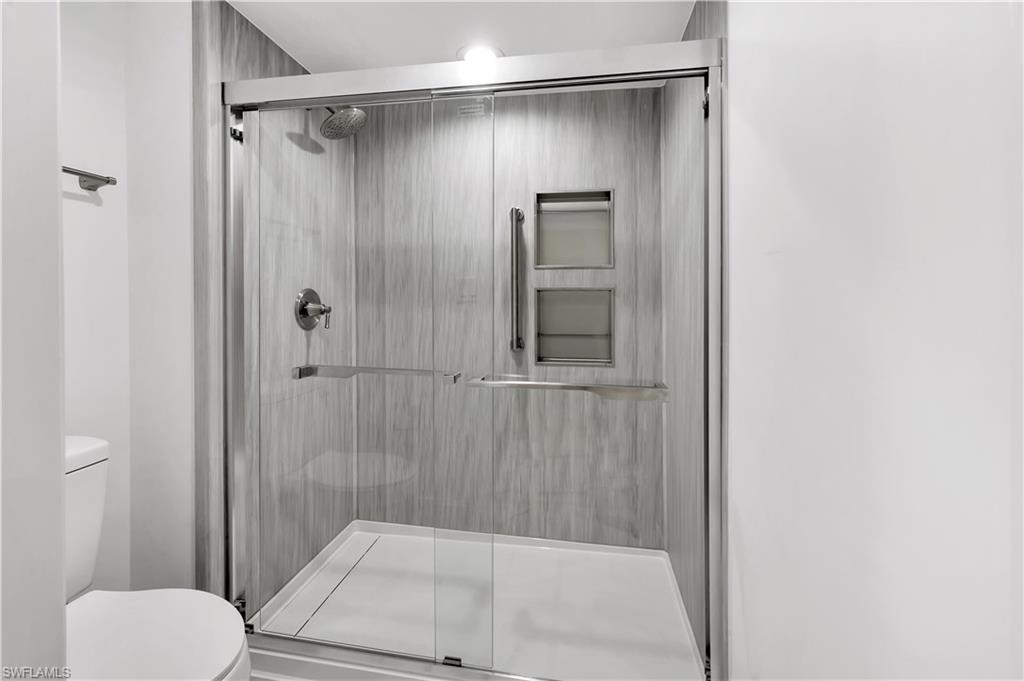 222 Harbour Dr 114 Property Photo 32