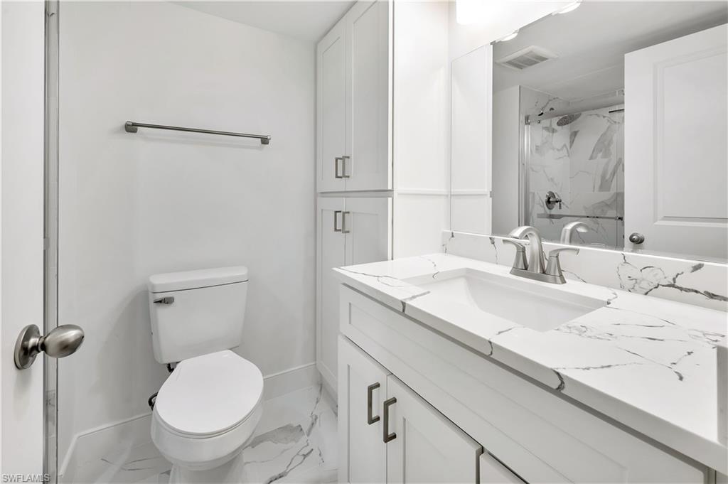 222 Harbour Dr 114 Property Photo 35