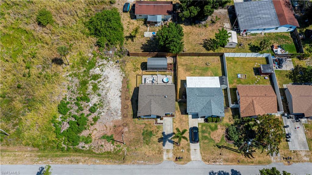 548 Redlin St Property Photo 15