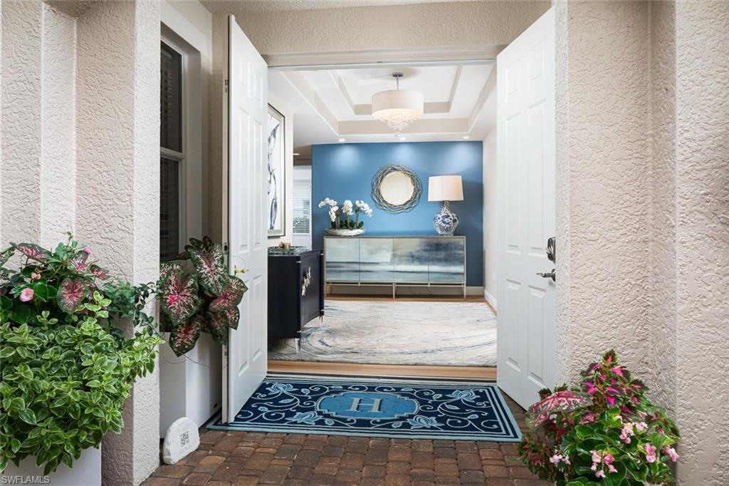 575 Avellino Isles Cir # 102 Property Photo 1