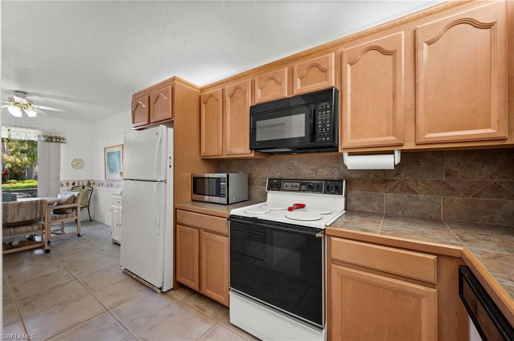 1219 Commonwealth Cir # E103 Property Photo 4